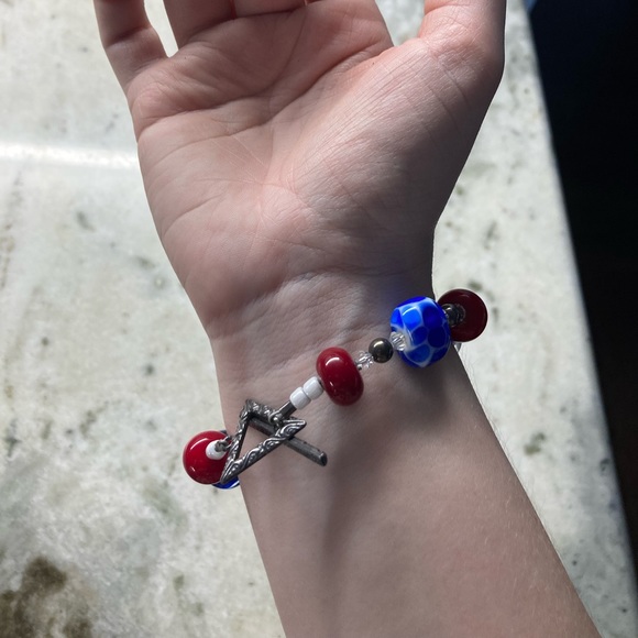 Handmade Artisan Red/White/Blue Glass Beaded Bracelet - Picture 6 of 6